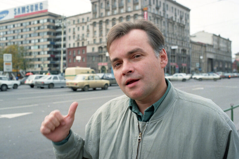 Восемь браков и разрыв с родным братом в США: как сложилась личная жизнь Дмитрия Киселева