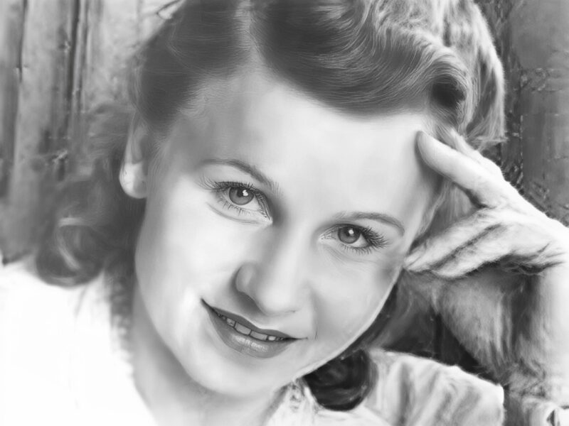 Да, улучшал. Немножко не вышло с пальцами, но лицо, по-моему, получилось хорошо :)))