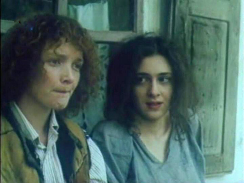 До «Ликвидации»: первые роли и юность актрис культового сериала