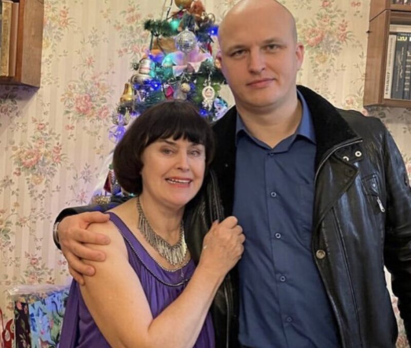 Алла Данько с единственным сыном.