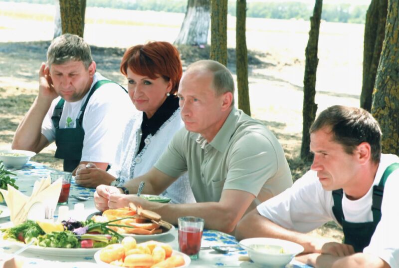 От «Мадам Лизинг» до Лазурного берега: как экс-министр Елена Скрынник увезла миллиарды во Францию