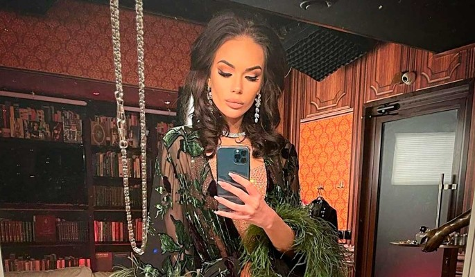 Выгнанная матерью в 15 лет Яна Кошкина: правда о 100 миллионах от шейха, тайном браке и конфликте со звездами спорта