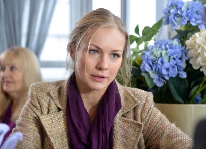 Елена Аросьева, кадр из сериала «Любовь преодолеет всё»