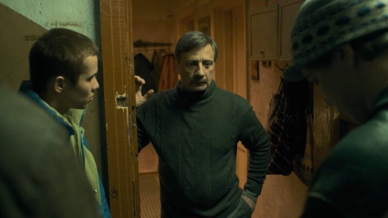 Первые роли звезд «Слова пацана»: как выглядели Бурунов, Янковский и Кологривый на заре карьеры