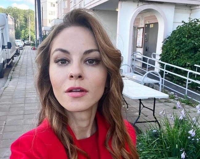 Марина Коняшкина предпочитает не афишировать личную жизнь