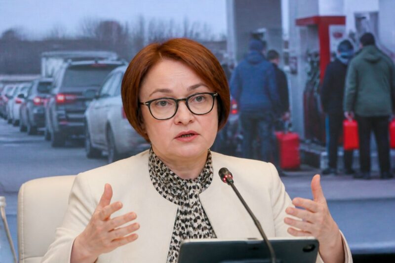 Ситуация на заправках и цены на бензин: что заявили Эльвира Набиуллина, Александр Новак и Владимир Путин