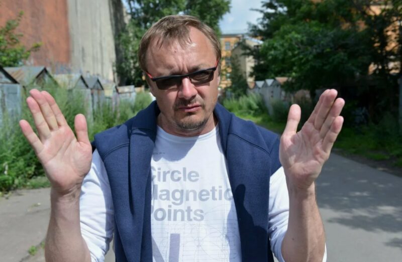 Отказ от славы и работа за барной стойкой: почему звезда «Гардемаринов» Владимир Шевельков ушел из кино