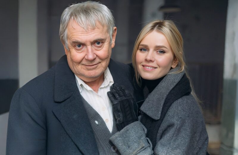 Актер в образе деда Славы в сериале «Вампиры средней полосы»