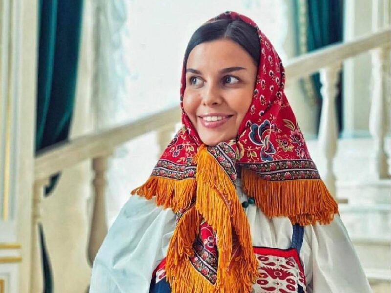 Исполнительница хита «Матушка Земля» отказалась от дуэта с SHAMAN и ответила на нападки Олега Тинькова