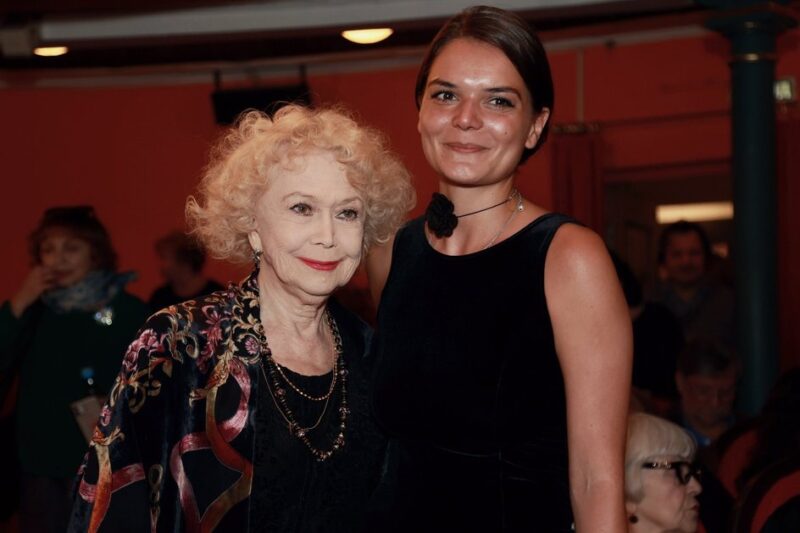 Светлана Немоляева и Полина Лазарева