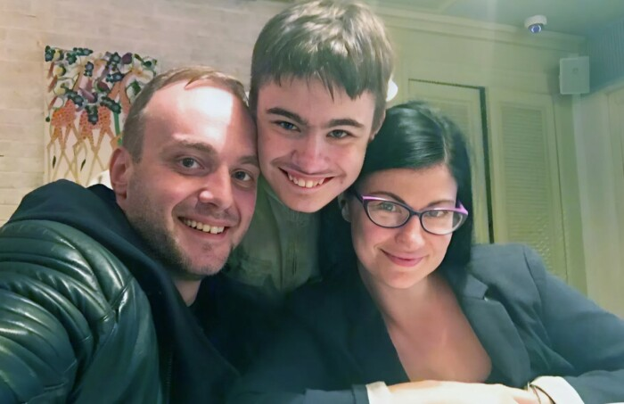 Максим Щеголев и Татьяна Солнцева с сыном Ильей