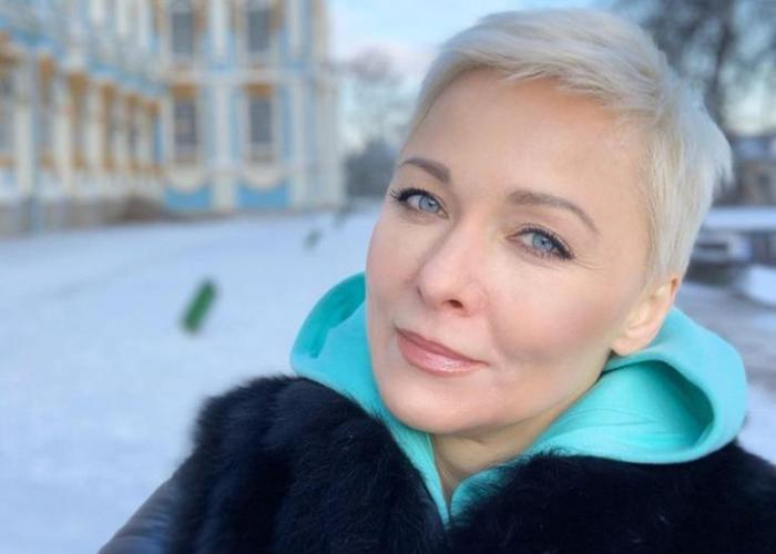Повторила судьбу матери и бабушки: как Дарья Повереннова изменила семейный сценарий