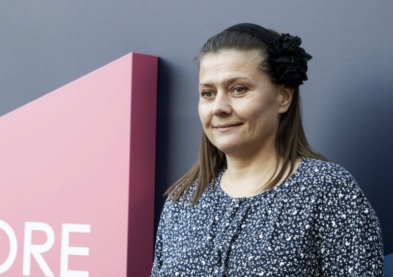 «Очень плохо выглядит для своего возраста»: почему Мария Голубкина не колет «гадость» и не стесняется седины
