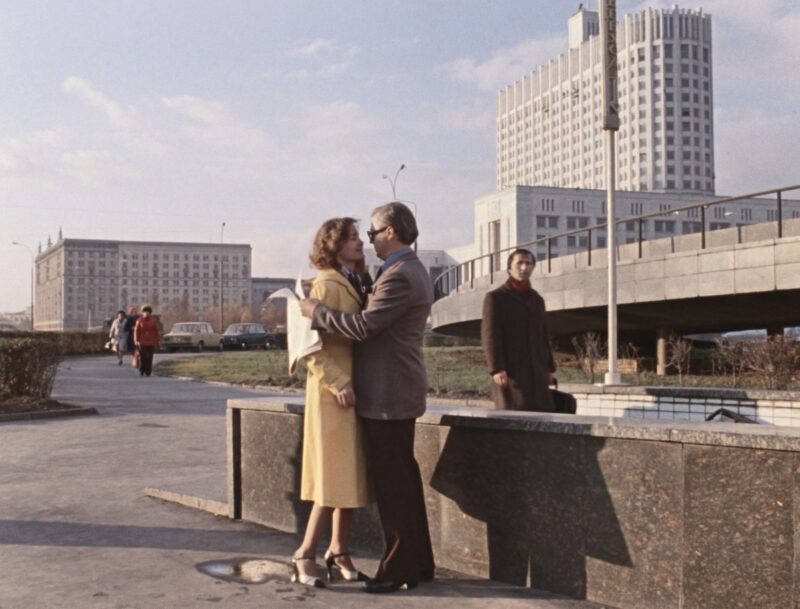 8 сюжетных неувязок в фильме «Москва слезам не верит», над которыми спорят до сих пор