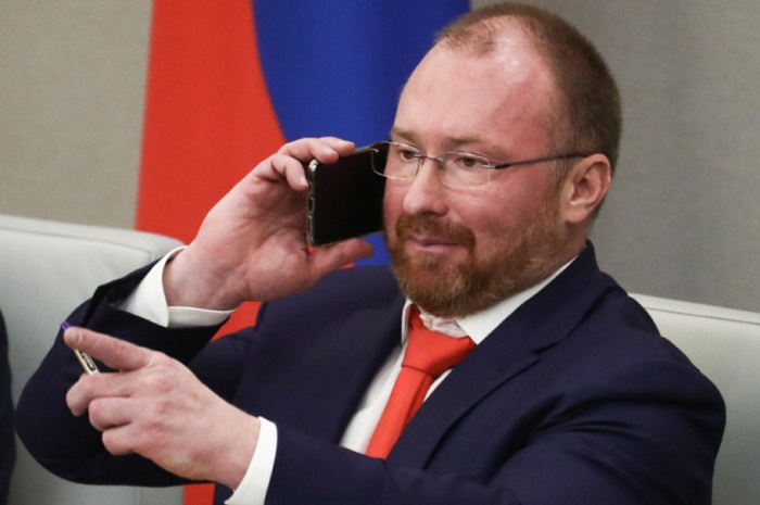 Давид Гарсия через суд требует освободить загородный коттедж