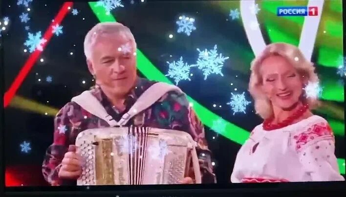 Разница в 17 лет и потеря прав на группу: как изменилась жизнь Лены Василёк после развода с Валерием Сёминым
