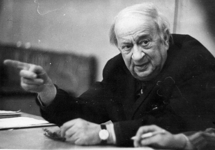 Режиссер Григорий Рошаль