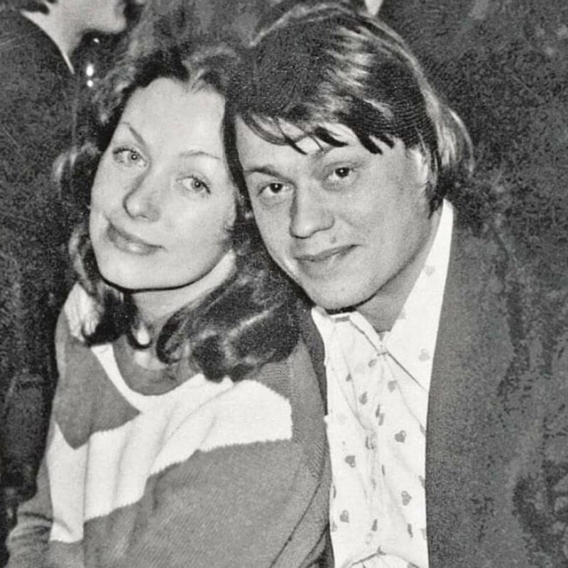 13 лет борьбы за мужа и переезд в Дубай: почему вдову Николая Караченцова осуждают за попытку начать всё сначала