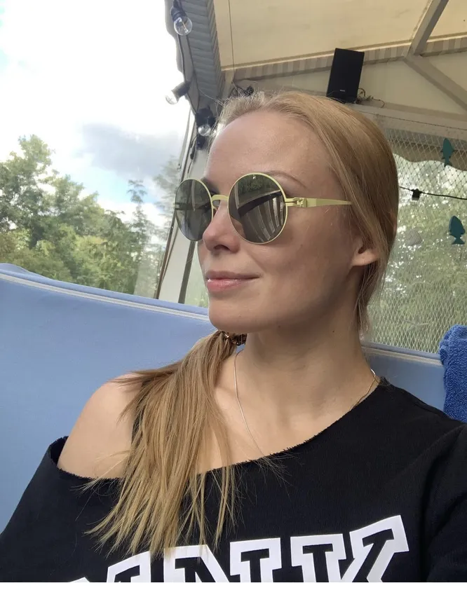Два развода, выгорание на ТВ и поддержка сестры: крутые повороты в судьбе Татьяны Арнтгольц
