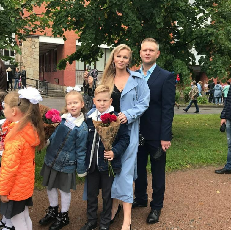 На экране — скандалы и развод, а дома — крепкий брак: как живут супруги-актеры Андрей Гульнев и Валентина Лебедева