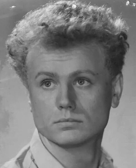 Актер Юрий Смирнов