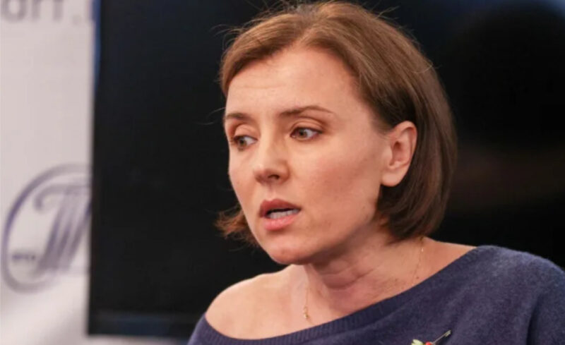 «Я не виню Евдокию»: Ксения Алфёрова откровенно рассказала об отношениях с 19-летней дочерью после развода с Егором Бероевым