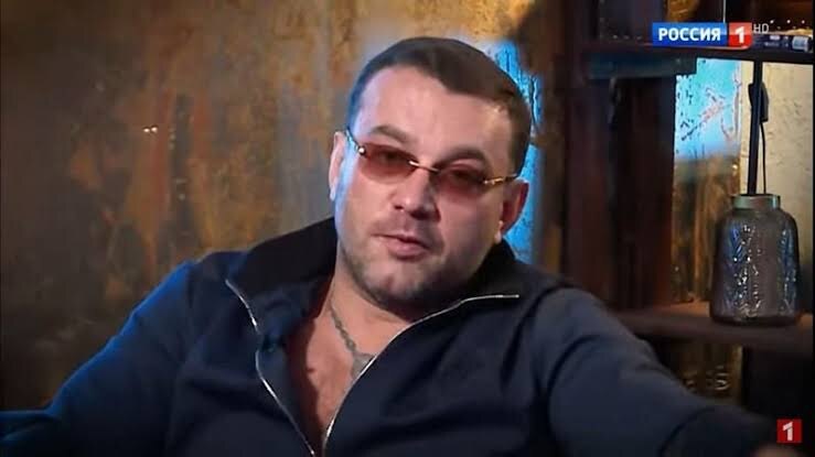Суды из-за миллионов и страх остаться на улице: почему Маша Распутина экстренно расписалась с мужем после 25 лет совместной жизни