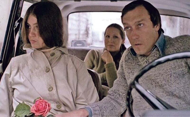Сценарий к фильму «Полеты во сне и наяву» был вдохновлен личной драмой