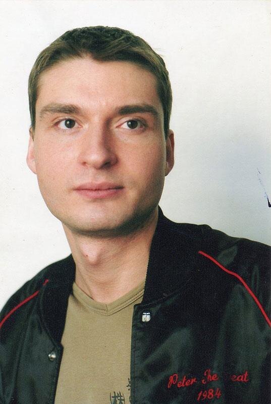 Сорбонна, ВГИК и отказ от славы: как живет 47-летний сын Бориса Щербакова, посвятивший себя родителям