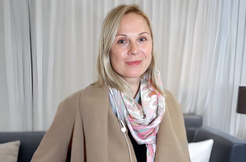 Актриса Дина Корзун вернулась в Россию вместе с семьёй