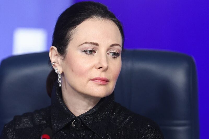 Звезды эпохи «нулевых»: 10 известных актрис, которые в 2026 году отметят 50-летие