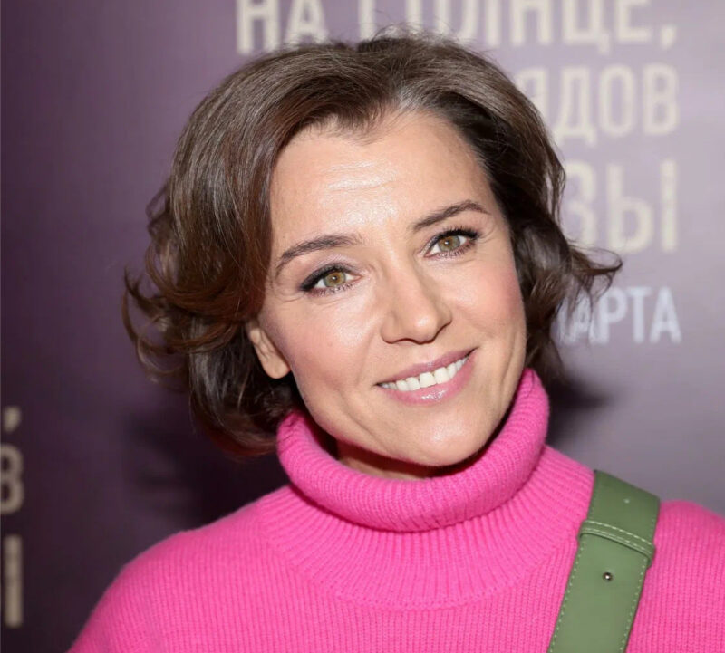 «Я не виню Евдокию»: Ксения Алфёрова откровенно рассказала об отношениях с 19-летней дочерью после развода с Егором Бероевым