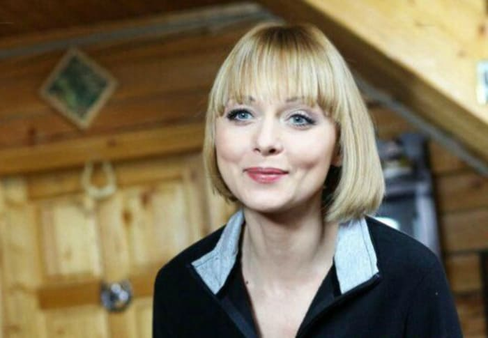 Повторила судьбу матери и бабушки: как Дарья Повереннова изменила семейный сценарий