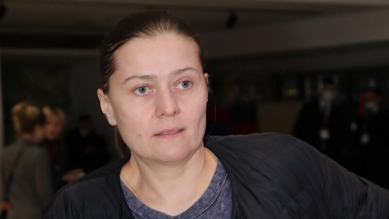 «Очень плохо выглядит для своего возраста»: почему Мария Голубкина не колет «гадость» и не стесняется седины