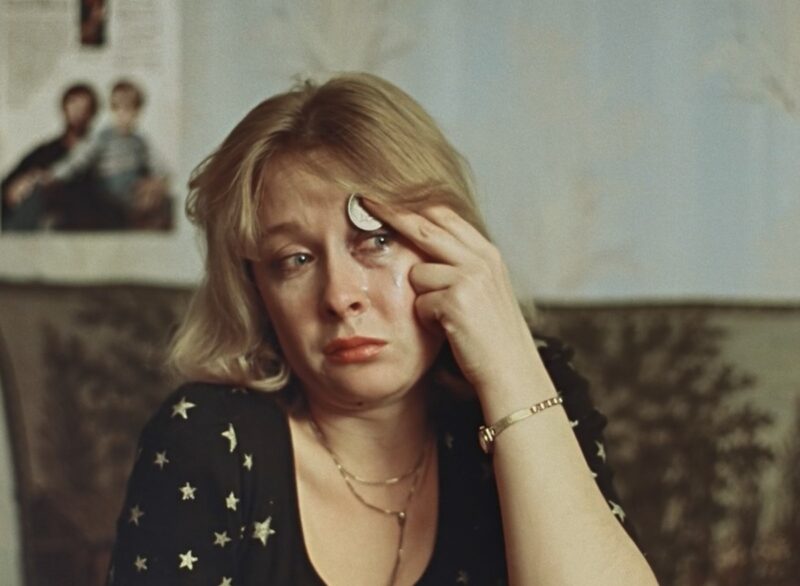 Разводы, эмиграция и потерянные дети: как сложились судьбы актеров «Зимней вишни» спустя годы