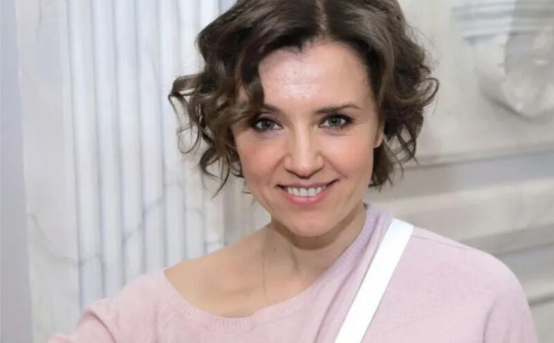 «Я не виню Евдокию»: Ксения Алфёрова откровенно рассказала об отношениях с 19-летней дочерью после развода с Егором Бероевым