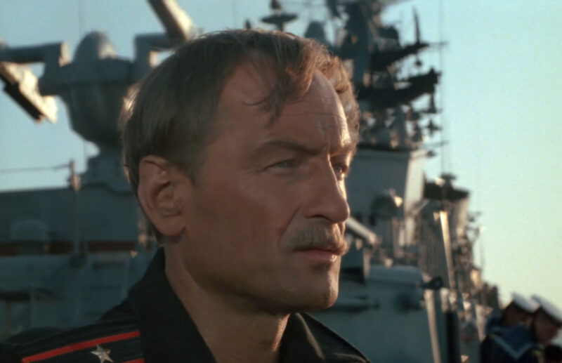 Майор Шатохин в боевике «Одиночное плавание», 1985 год