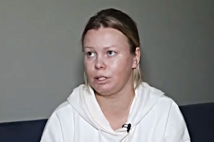 «Ты больше не работаешь»: звезду «Доярки из Хацапетовки» уволили из театра по SMS во время госпитализации
