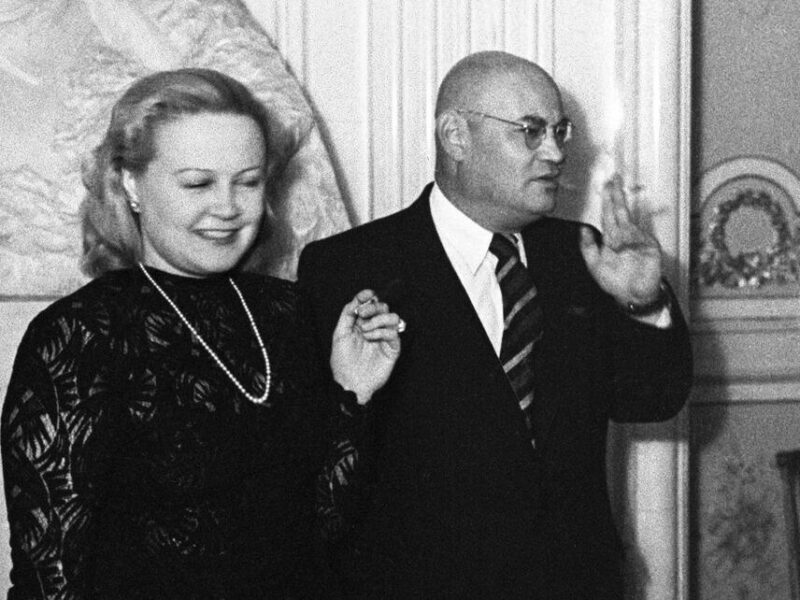 Пощёчина министру, лагеря и роковая операция в 85 лет: гордая судьба советской звезды Татьяны Окуневской