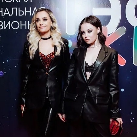 Громкий роман с Евгением Кунгуровым, два развода и взрослая дочь: как сложилась судьба звезды шоу «Голос» Елены Максимовой