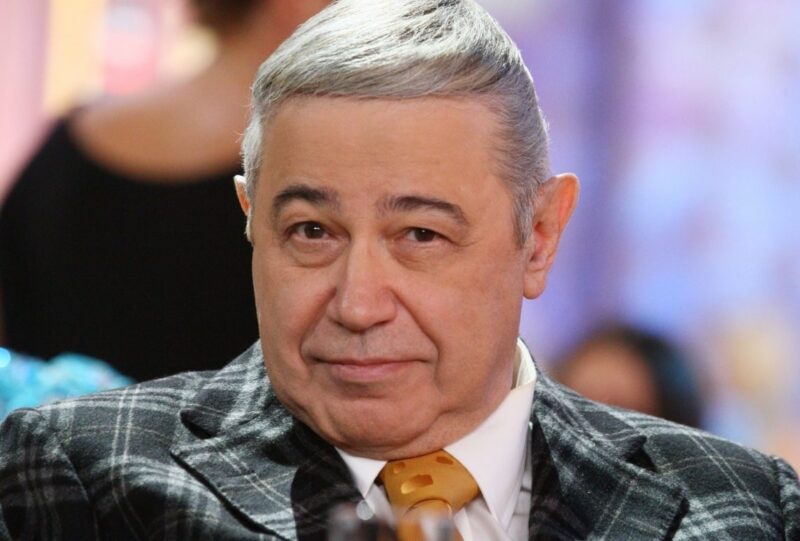 Евгений Петросян