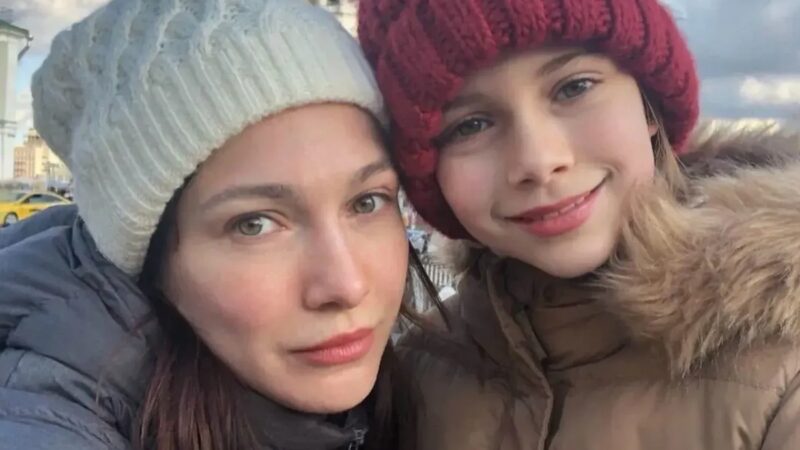«После ухода мамы она не улыбалась три года»: как сейчас живет дочь Евгении Брик и Валерия Тодоровского