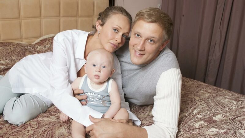 Восемь детей, жизнь на два города и отказ от роскоши: как устроен быт звезды «Бумера» Сергея Горобченко
