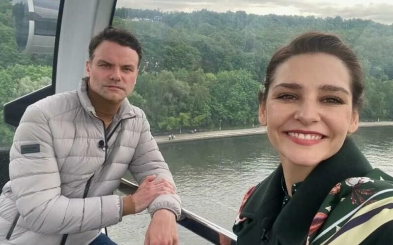 Старший сын Глафиры Тархановой окончил школу и планирует карьеру модели: как выглядит 18-летний Корней Фаддеев
