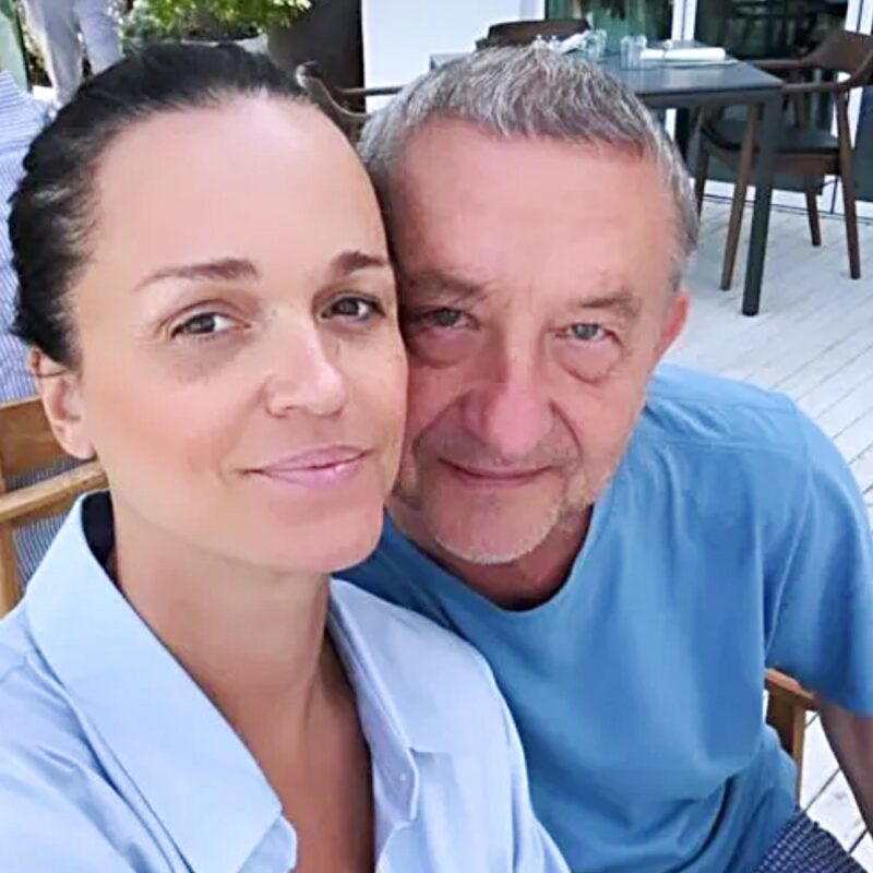 «Ни одного подарка за 15 лет»: почему певица Слава разрушила свой дом и решила начать все сначала