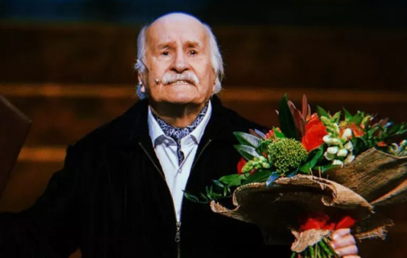 Шестнадцать свадеб с одной женщиной, сто лет на сцене и сотни ролей: удивительные рекорды советских актеров