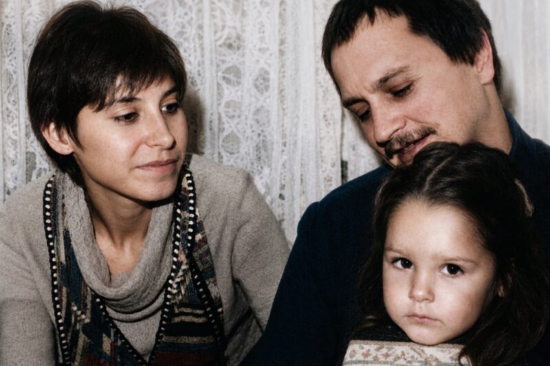 Пятый ребёнок, редкие имена детей и съёмки сразу после родов: как устроена жизнь Глафиры Тархановой