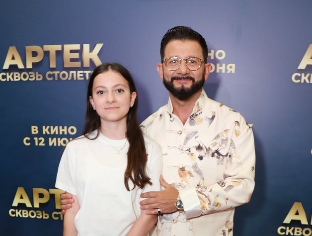 Михаил Галустян сохранил прекрасные отношения с детьми