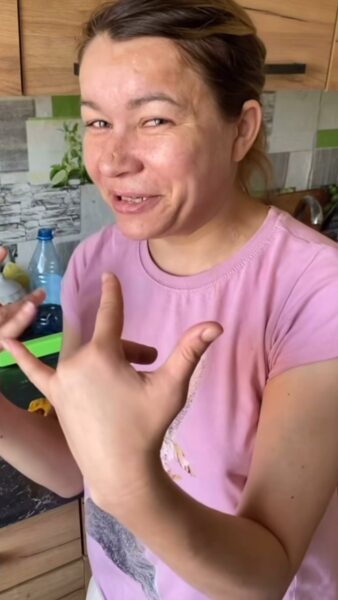Сначала веки, потом улыбка: как Иришка Чики-Пики решила изменить свою внешность