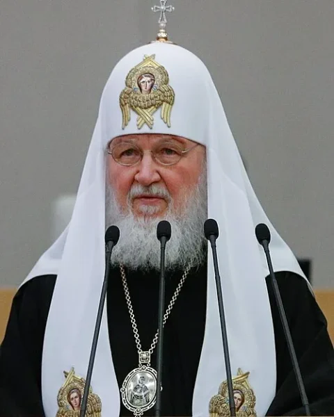 Он ждал юбилейных поздравлений, а получил отставку: неожиданный поворот в карьере Кирилла